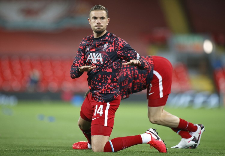 欧冠半场：詹姆斯助攻佩德罗破门，切尔西暂1-0亚特兰大（欧冠半场战报：詹姆斯送助攻佩德罗建功，切尔西1-0领先亚特兰大）