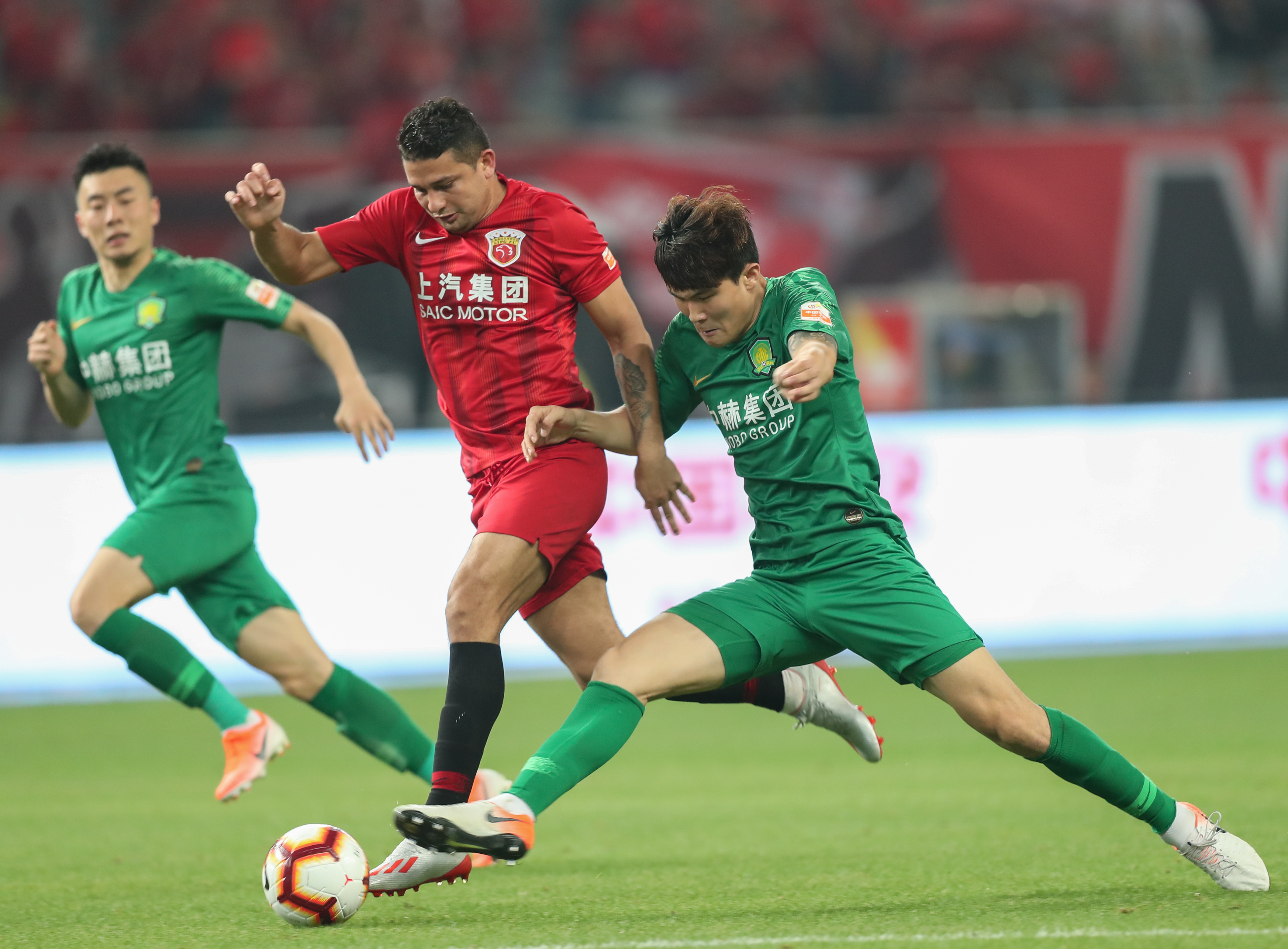 国际足球与篮球赛事2025–2026赛程公布（2025-2026年度国际足球、篮球赛事时间表出炉）