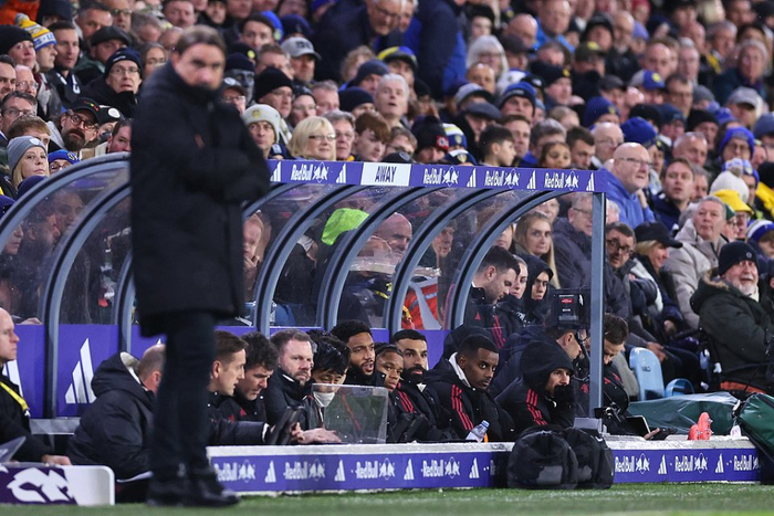 主帅赛后直言表现不达标（主教练赛后坦言球队发挥未达预期）