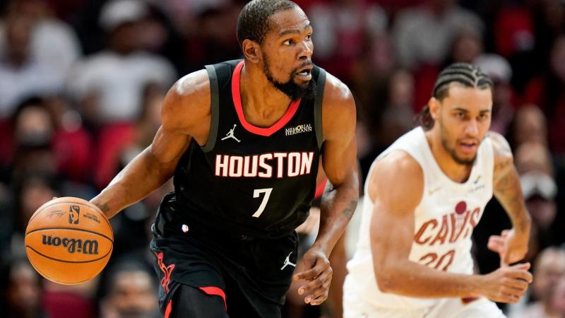 葡萄牙11月大名单：C罗领衔，菲利克斯、莱奥、B费在列（葡萄牙11月阵容公布：C罗挂帅，菲利克斯、莱奥与B费入选）