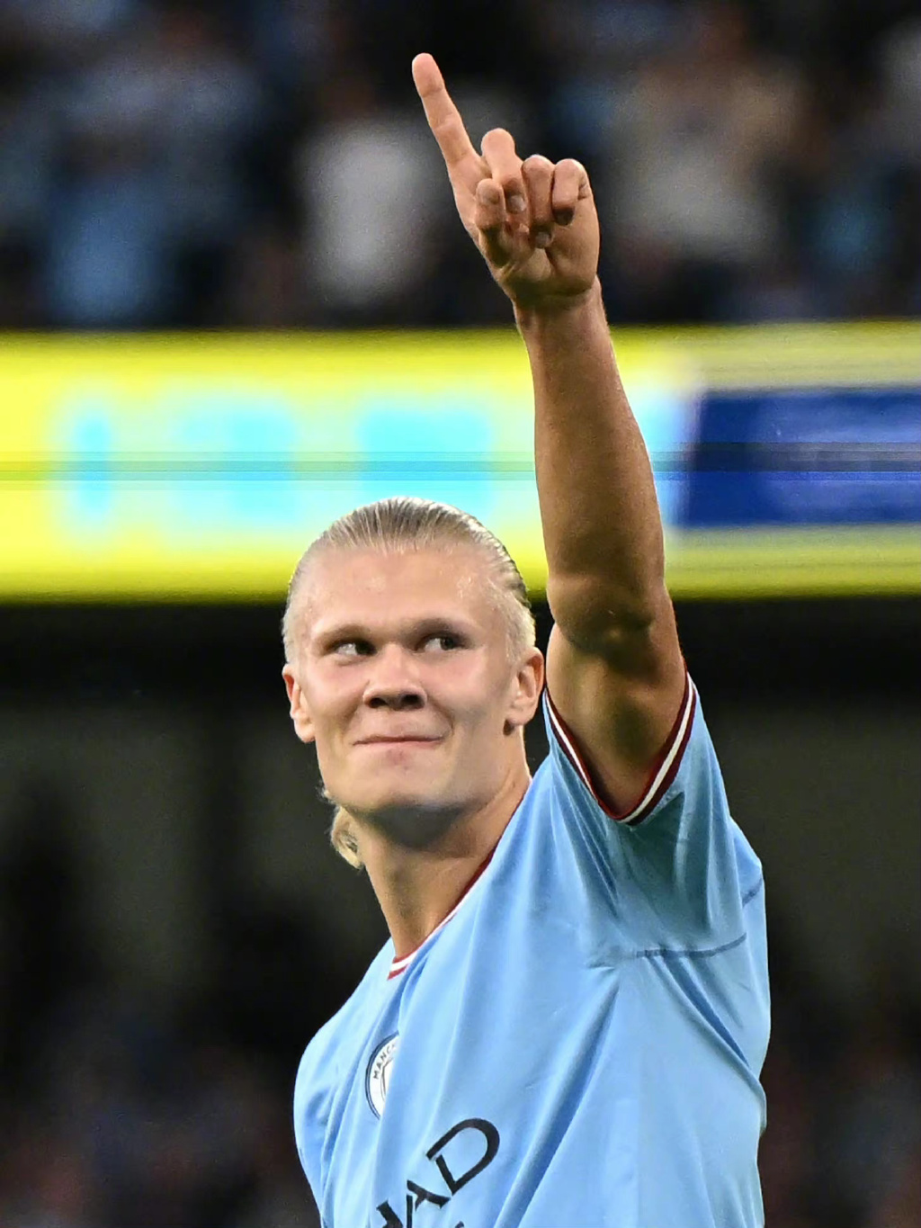 排除伤病！天空：弗拉霍维奇内收肌轻度疲劳，有望出战佛罗伦萨（无大碍！天空：弗拉霍维奇内收肌轻微疲劳，预计可战佛罗伦萨）